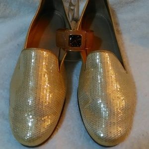 AEROSOLES FLAT GOLD SHOES